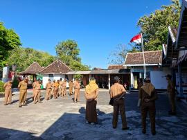 Apel Pagi Pemerintah Kalurahan Sidoharjo Awali Pekan dengan Penguatan Koordinasi dan Persiapan Agend